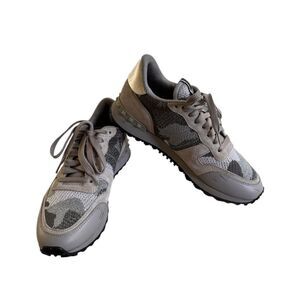 Valentino Garavani Rockrunner sneakers in camouflage suede and mesh grey 38.5